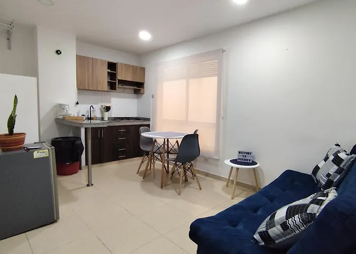 Apartamento Entero Bien Ubicado En Zona Exclusiva